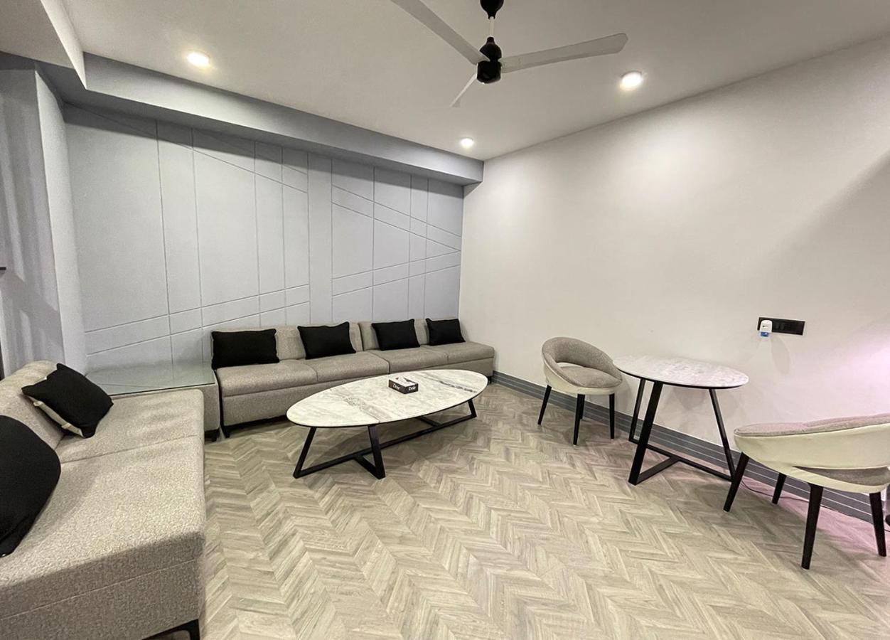 Bedchambers Serviced Apartments, Mg Road Gurgaon Zewnętrze zdjęcie