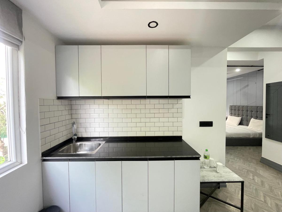 Bedchambers Serviced Apartments, Mg Road Gurgaon Zewnętrze zdjęcie